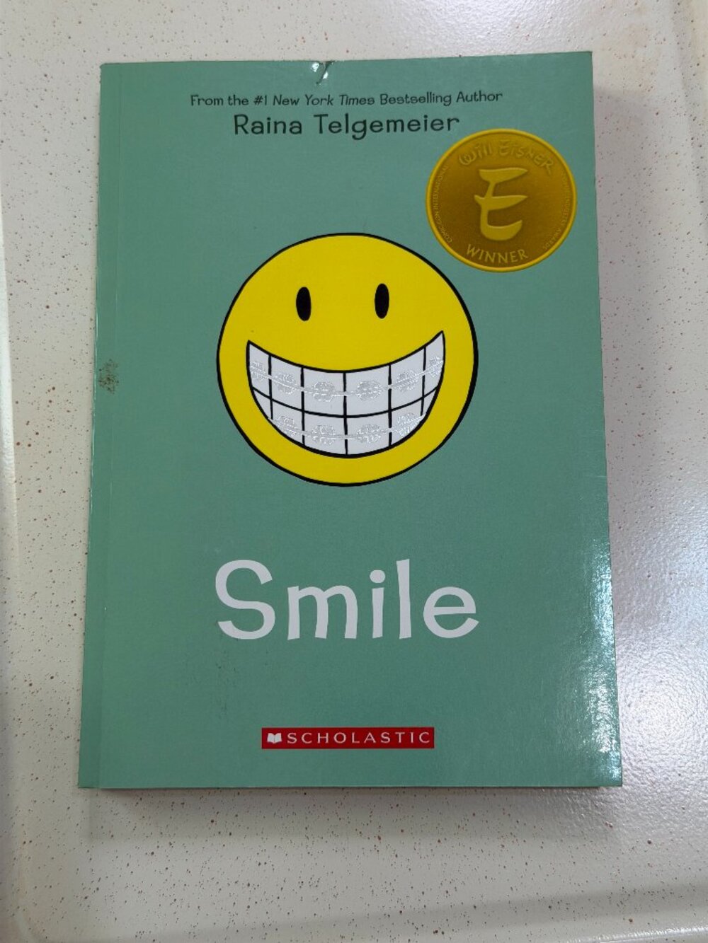 Smile by Raina Telgemeier Scholastic Graphix Graphic Novel Paperback